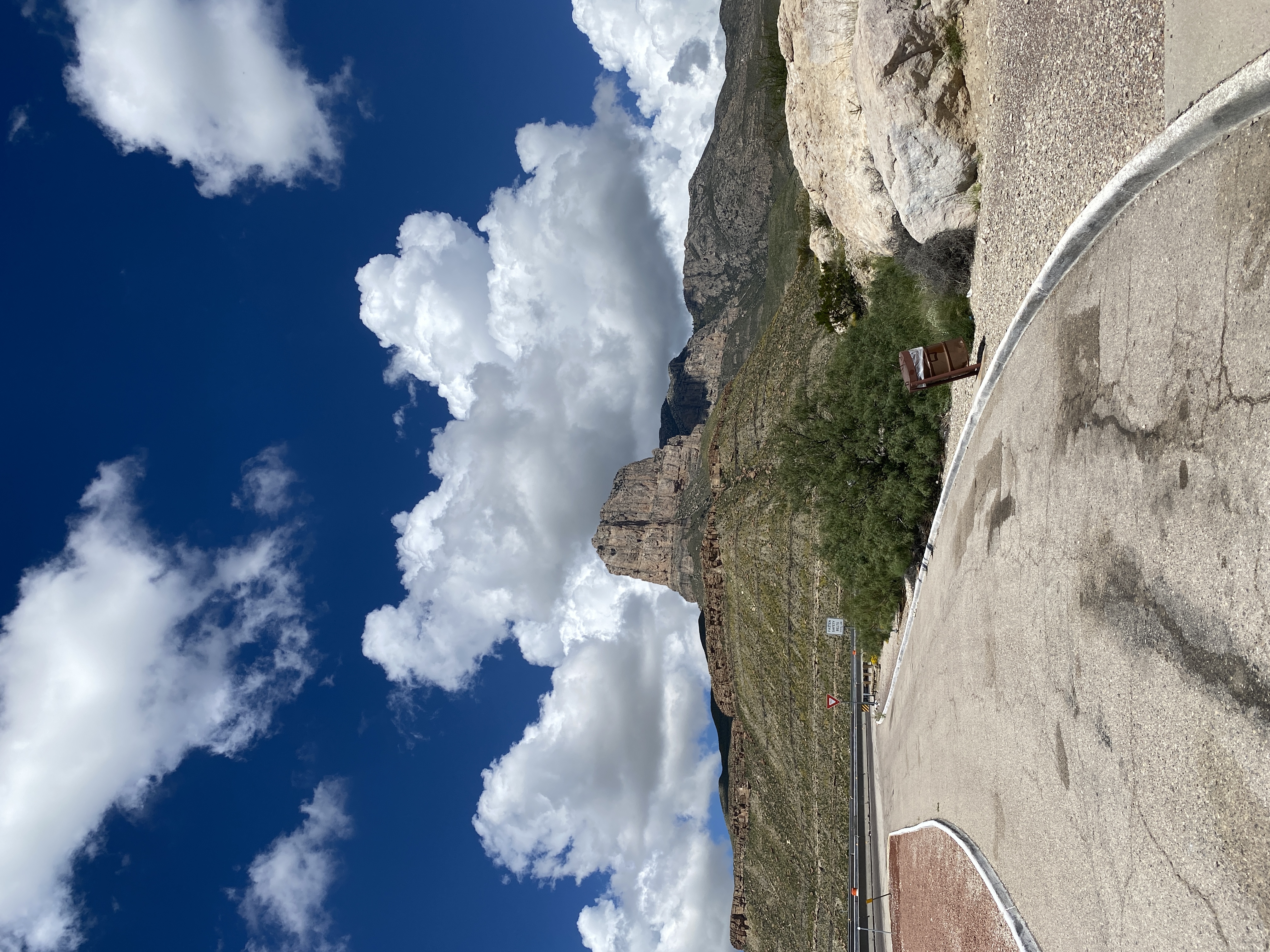 2022-09-20 13-33-39  Camera Apple 4.34 MB United States..TX..Culberson Co...Salt Flat..